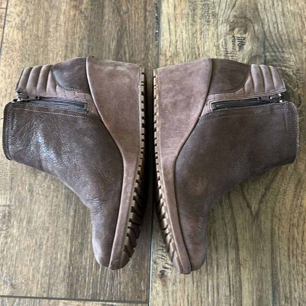 Merrell Tremblant Wedge Ankle Bluff Waterproof Leather Bootie Brown Size